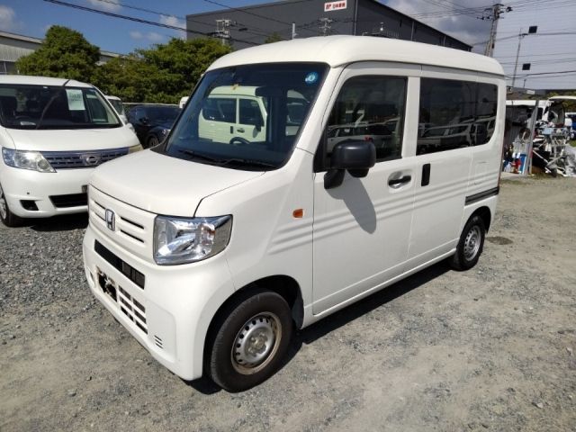 3588 Honda N van JJ1 2019 г. (LUM Fukuoka Nyusatsu)